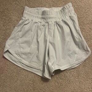 Lululemon Shorts 4” Size 4